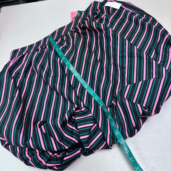 Wicked X Target Paul Tazewell Women’s Viral Bubble Graphic Mini Skirt Size 2X - Picture 3 of 8